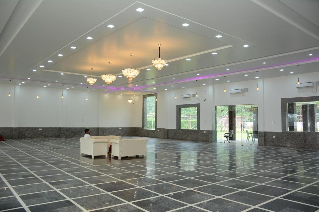 Royal Green Celebrate In Style Sahāranpur Exterior photo