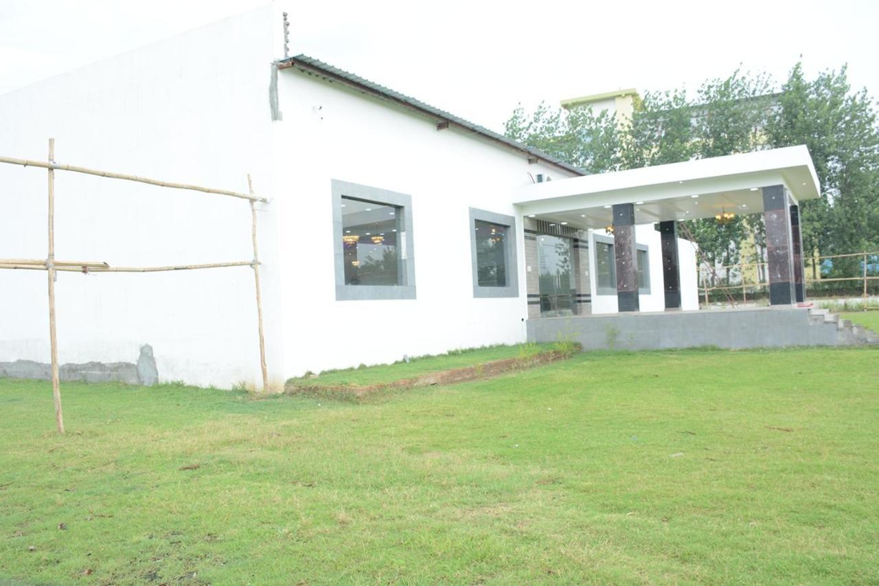 Royal Green Celebrate In Style Sahāranpur Exterior photo