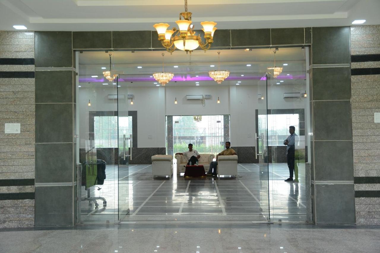 Royal Green Celebrate In Style Sahāranpur Exterior photo